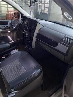 دودج جراند كارافان